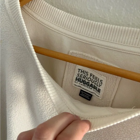 American Eagle Outfitters Cream Sweatshirt - Picture 5 of 8
